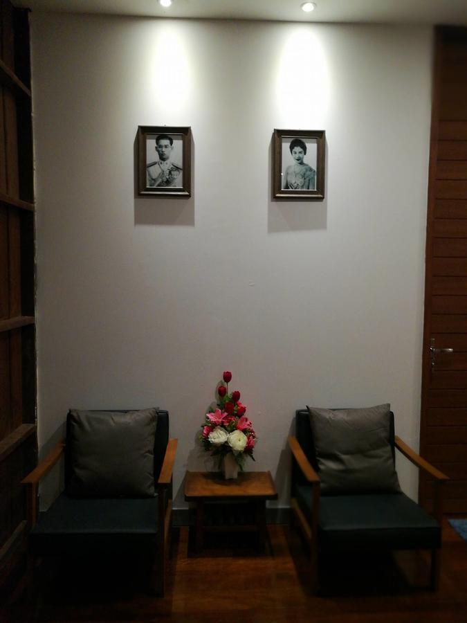乌泰科美尼蒂酒店 Ban Khok Mo 外观 照片